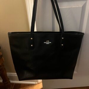 Coach Black Women's Tote Bag